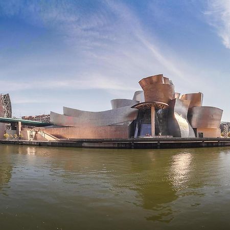 Vivienda Turistica De Prestancia Junto A La Ria De Nervion Bilbao Bilik gambar